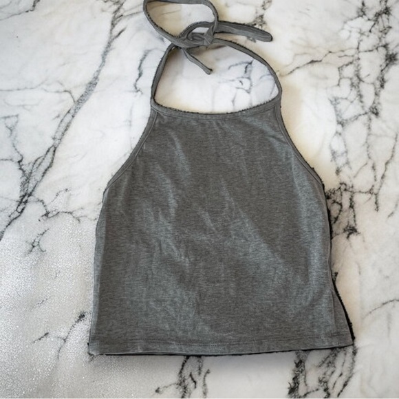 Brandy Melville grey cropped halter top​​​ - Picture 2 of 3